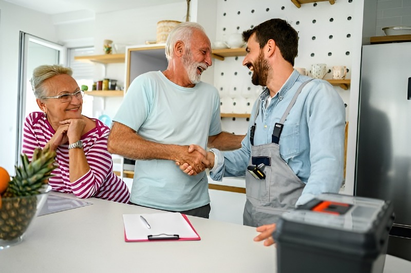 Refrigerator repair Tips for Homes in Houston, TX After Recent 77449 Power Flickers